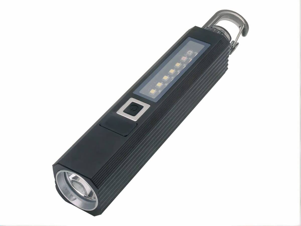Baladeuse LED puissante et fonctionnelle Baladeuse LED puissante et fonctionnelle sur fond blanc