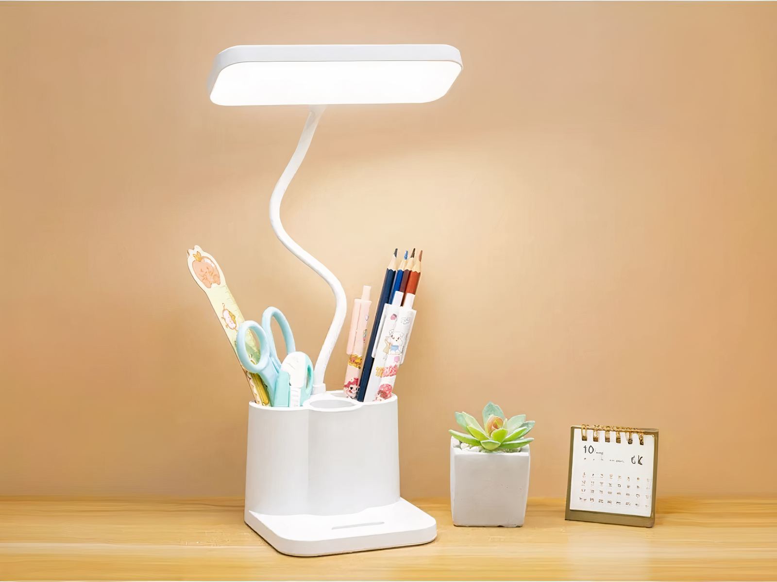 Lampe de bureau LED innovante et multifonction