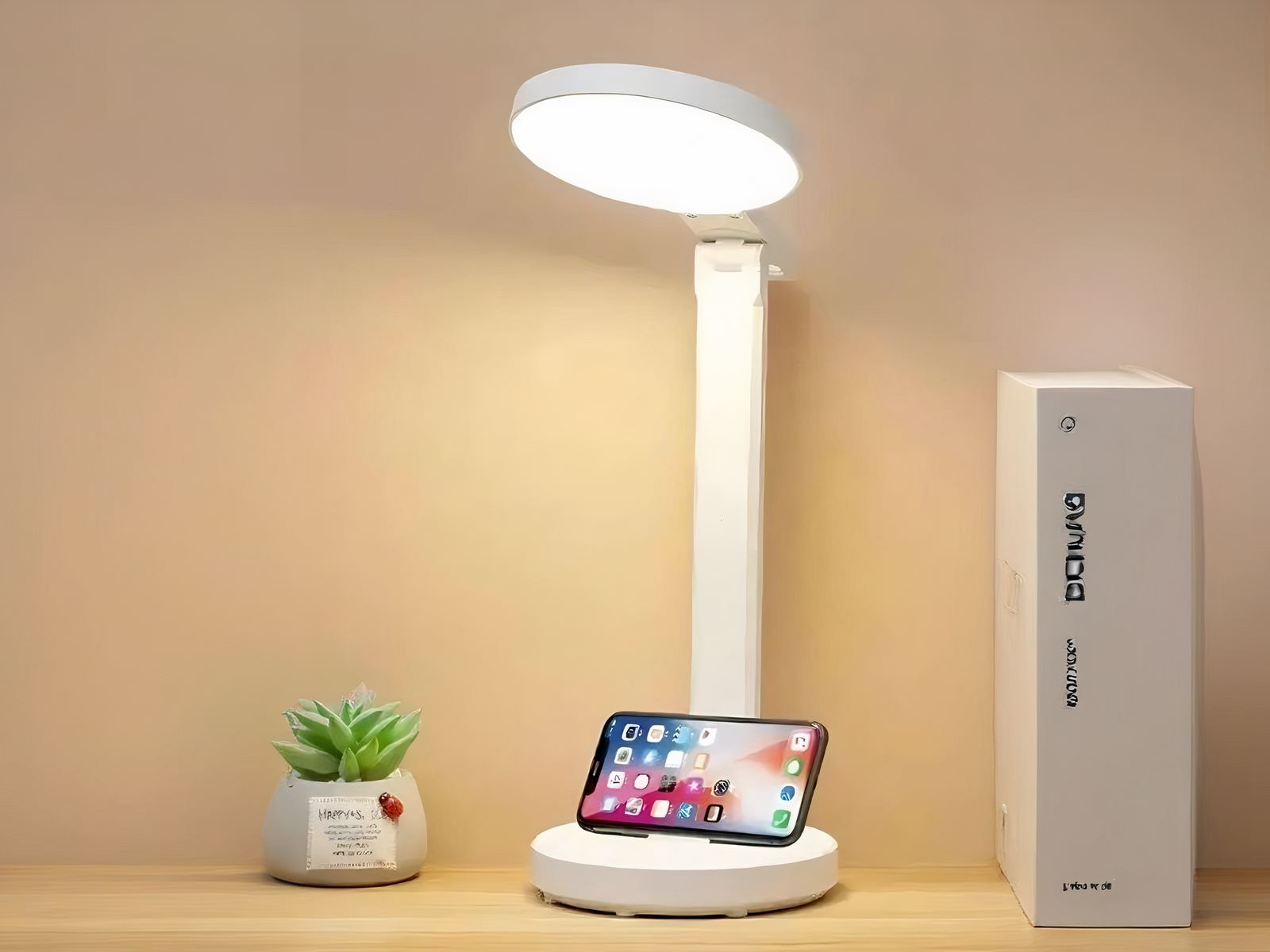 Lampe de bureau LED pratique et ergonomique