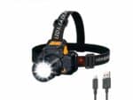 Lampe frontale LED en forme d'appareil photo sur fond blanc avec un câble USB