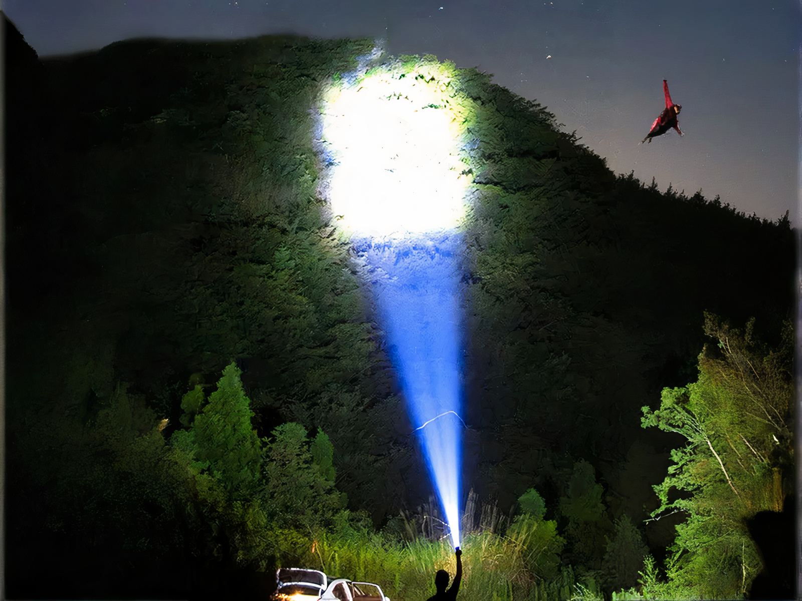 Lampe longue portée LED solide et durable