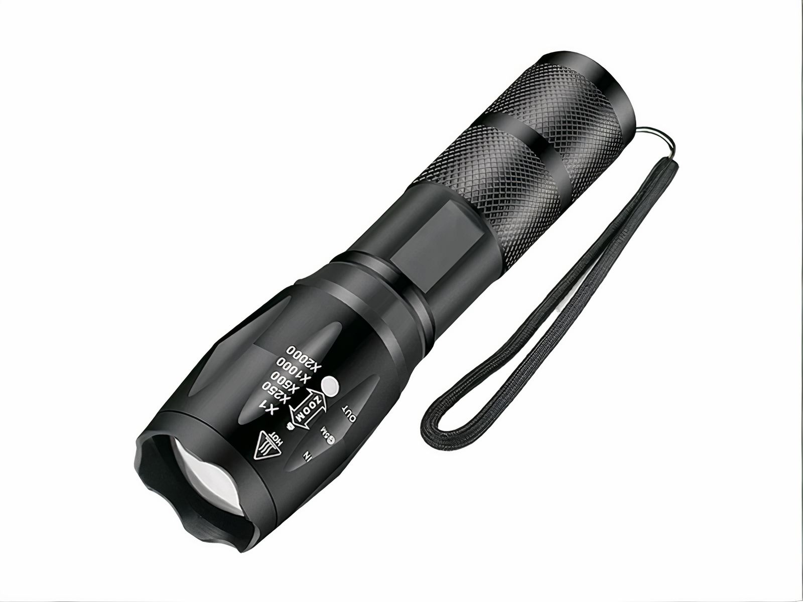 Lampe torche LED puissante et étanche Lampe torche LED puissante et étanche sur fond blanc