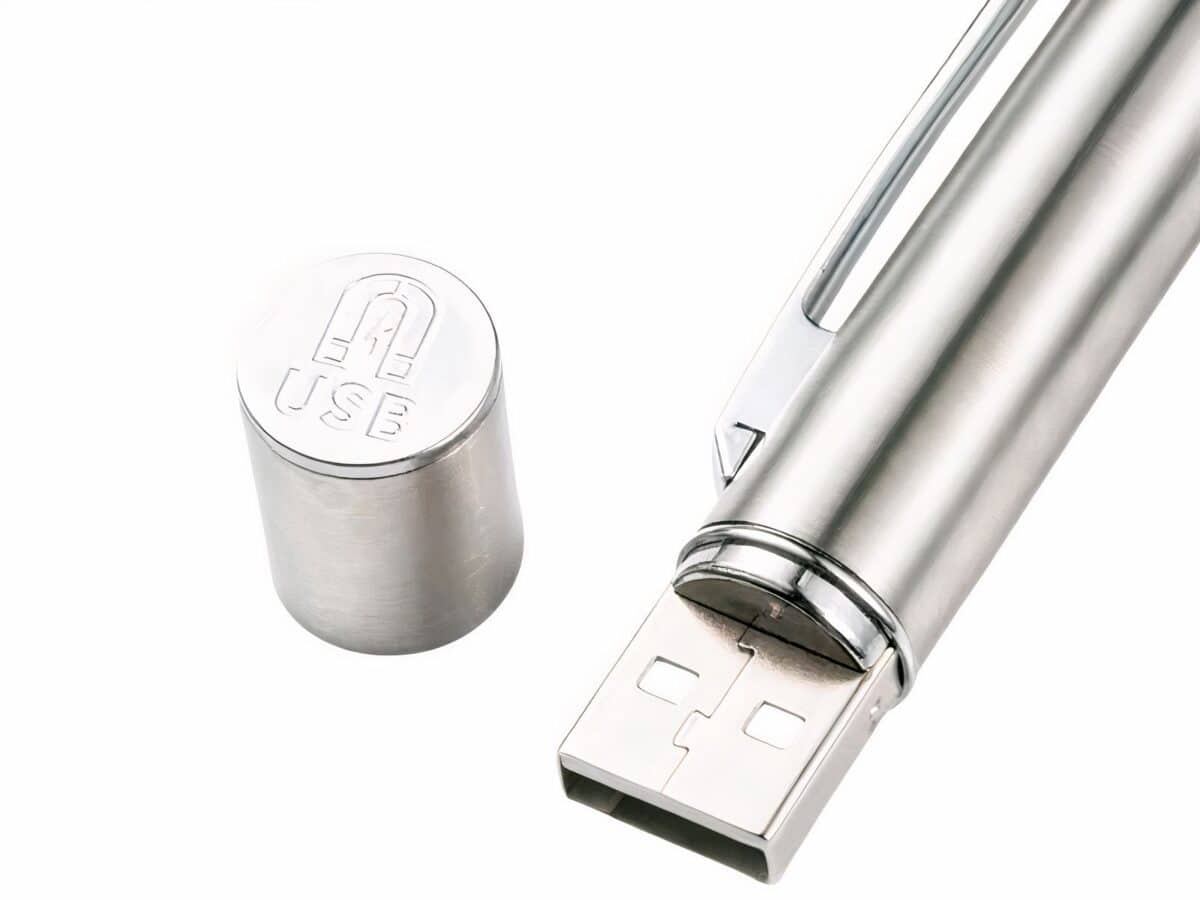 Lampe UV LED argenté en forme de stylo