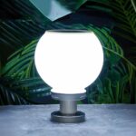 Luminaire LED extérieur décoratif robuste et résistant Luminaire LED d'extérieur décoratif robuste et résistant allumé la nuit