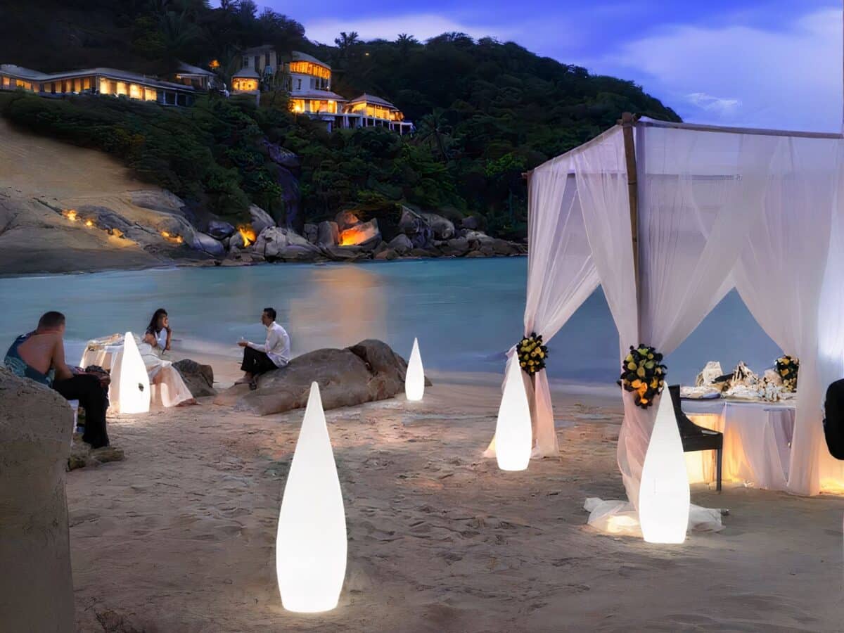 Luminaire LED d'extérieur minimaliste et moderne