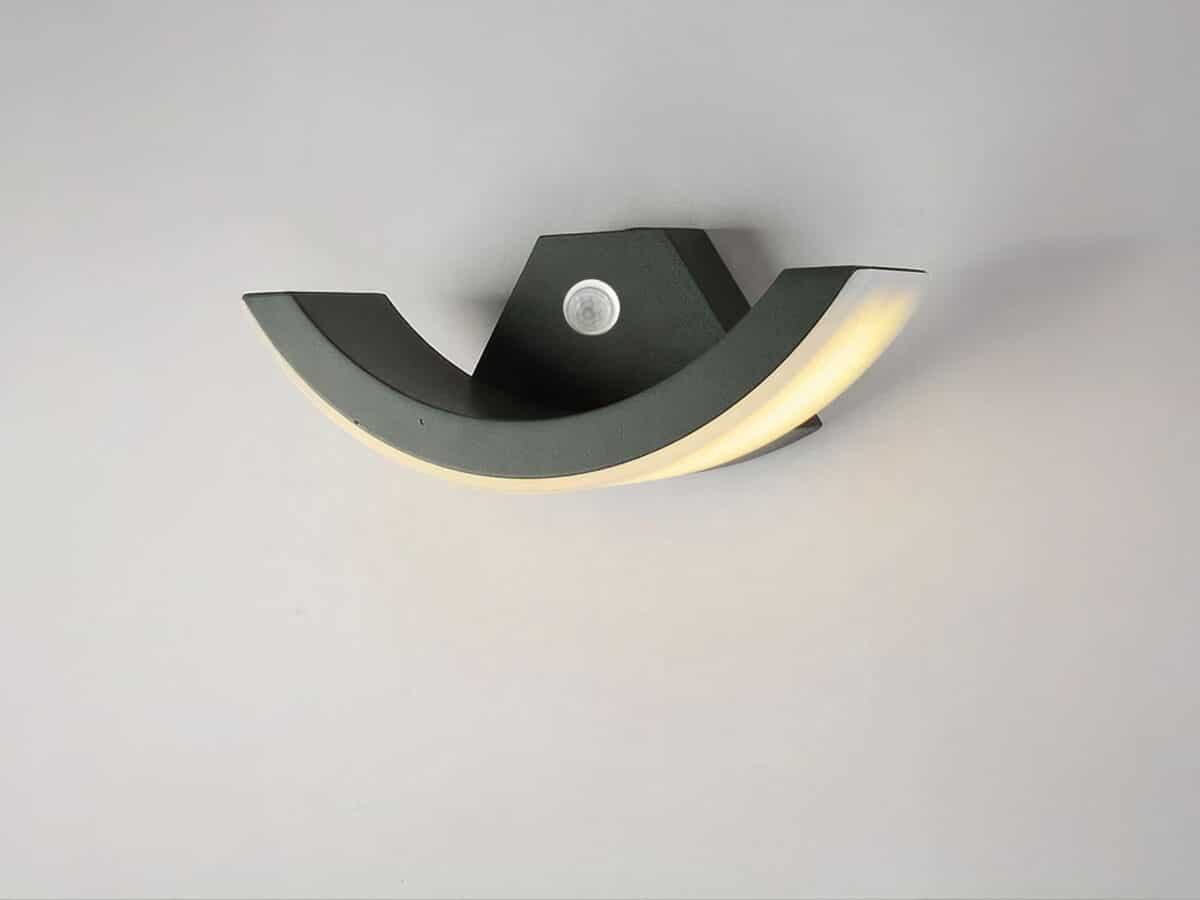 Luminaire LED d'extérieur pratique et imperméable
