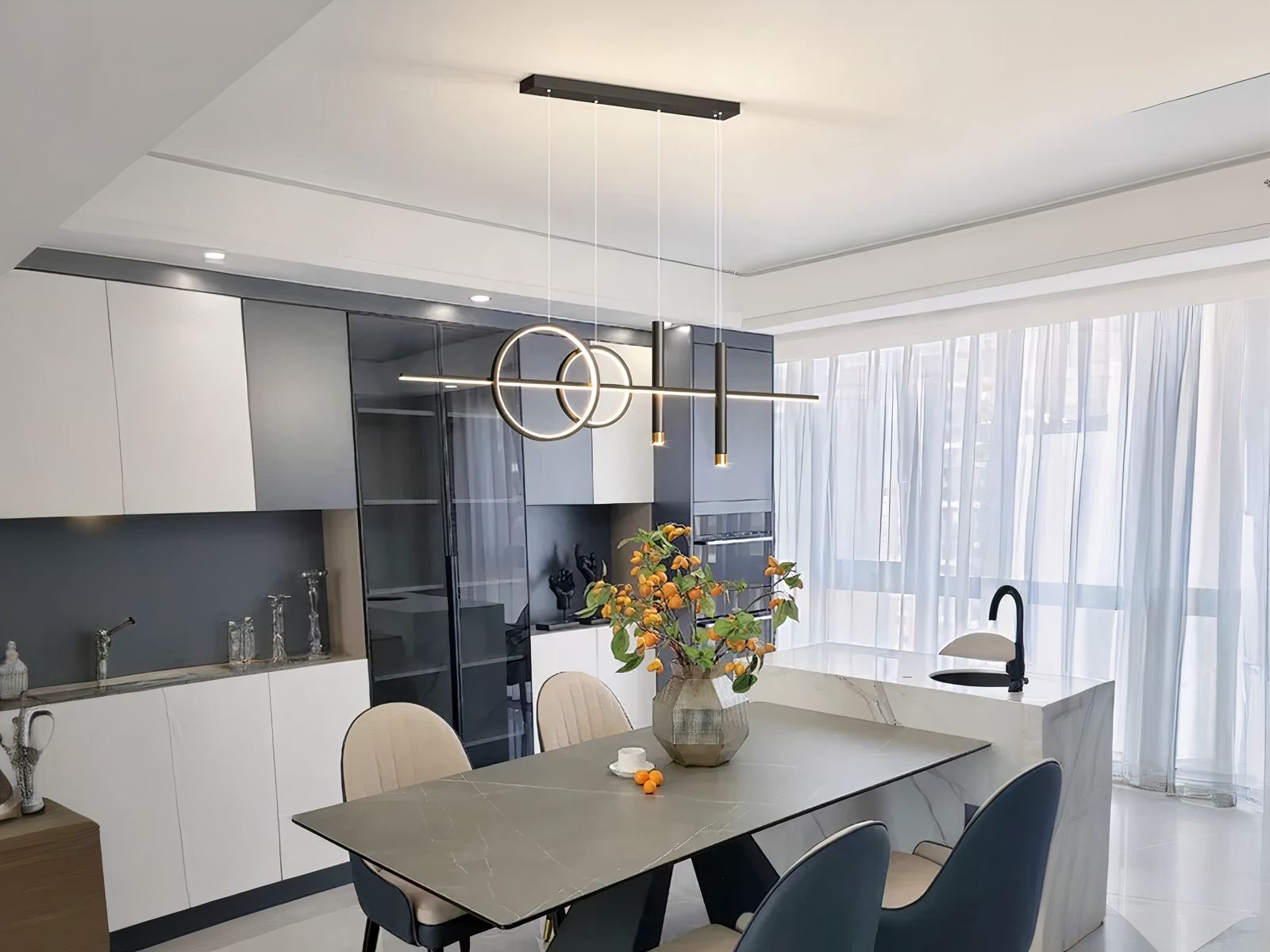 Lustre LED noir décoratif et minimaliste