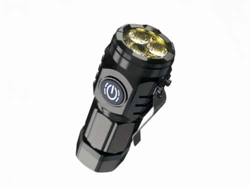 Mini lampe led étanche et rechargeable USB, de couleur noire, sur un fond blanc.