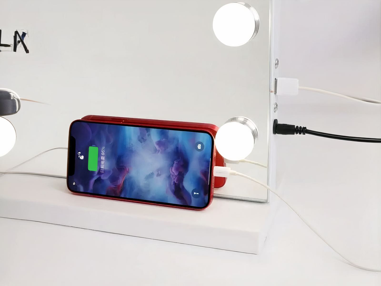 Miroir LED coiffeuse design à intensité réglable