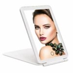 Miroir LED coiffeuse pliant et ajustable Miroir LED coiffeuse pliant et ajustable sur fond blanc
