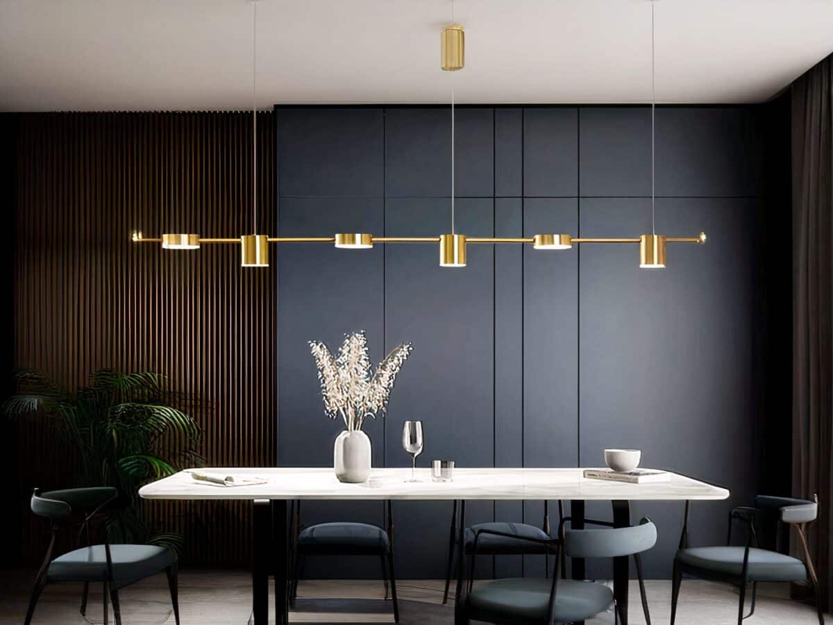 Plafonnier LED design et moderne Plafonnier LED Design et Moderne allumé dans un salon