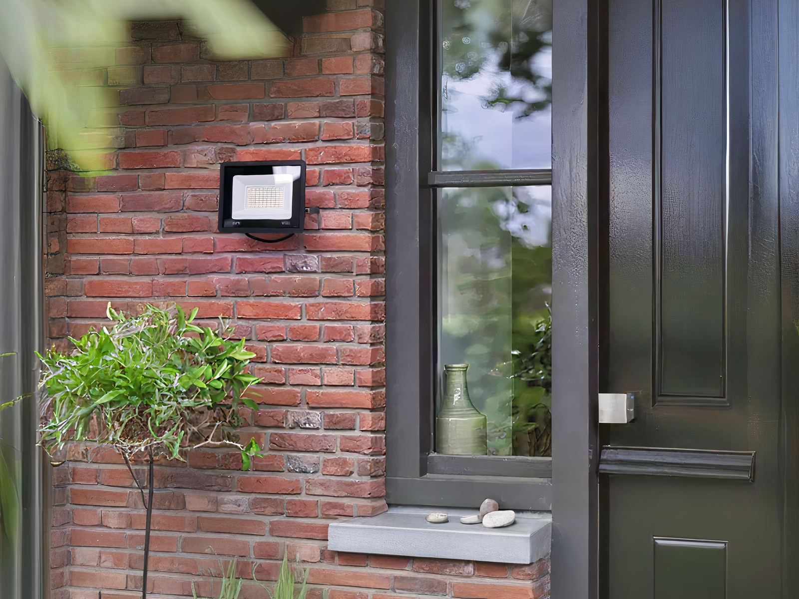 Projecteur extérieur LED étanche et durable