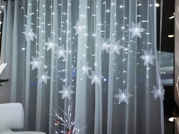 Rideau LED design en forme de flocon de neige
