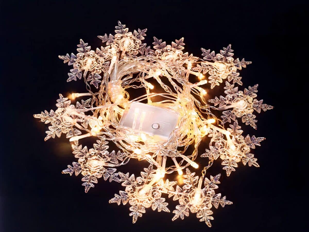 Rideau LED design en forme de flocon de neige