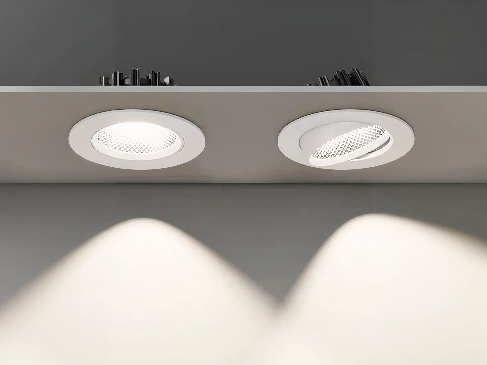 Spot LED encastrable puissant et facile d'installation allumé