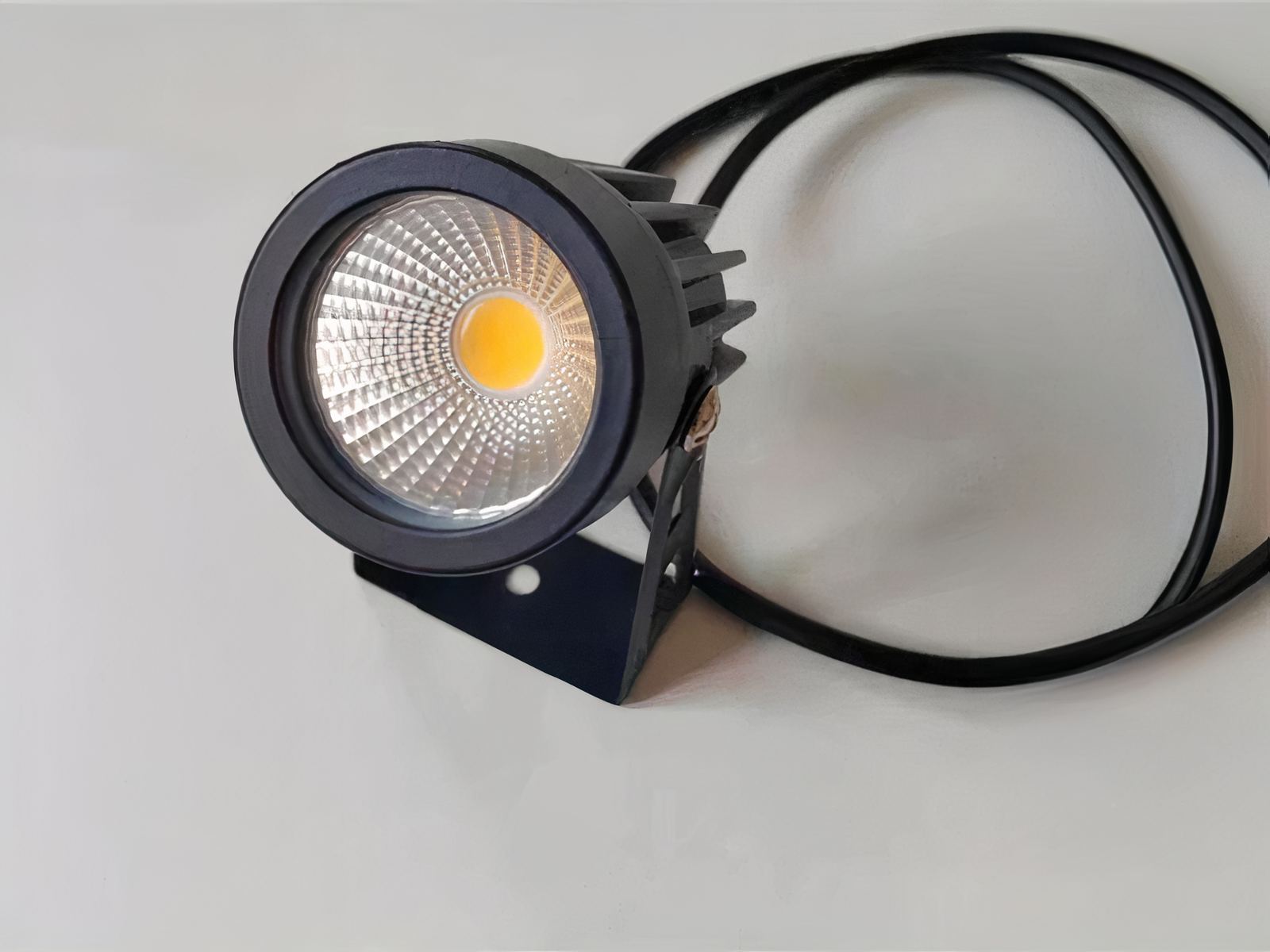 Spot LED extérieur imperméable avec piquet