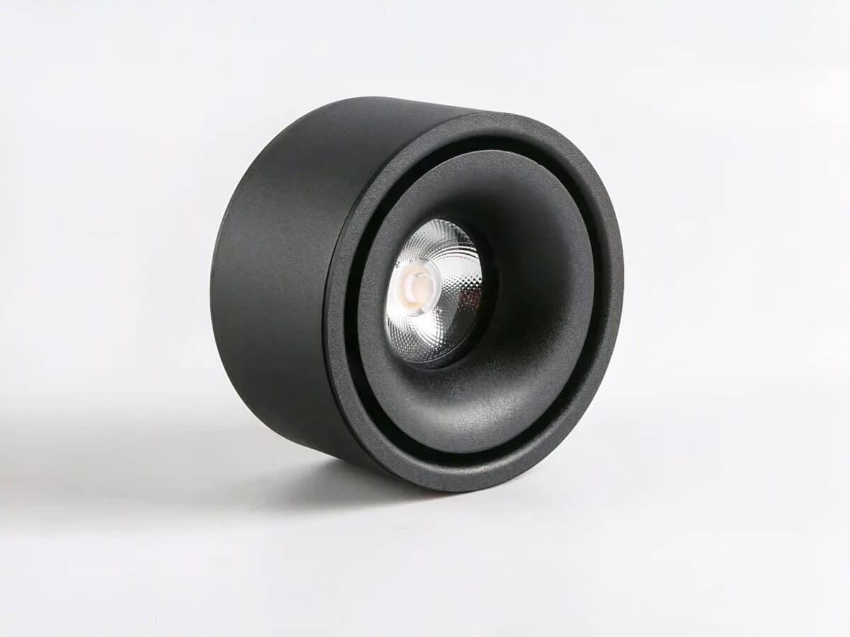 Spot LED plafond noir et rond avec lumière chaude
