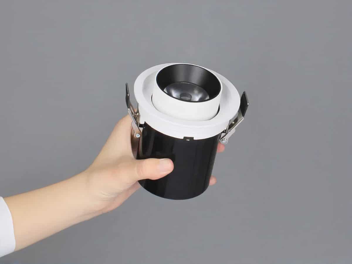 Spot LED plafond style projecteur pliable