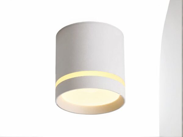 Spot LED salle de bain étanche et design sur fond blanc