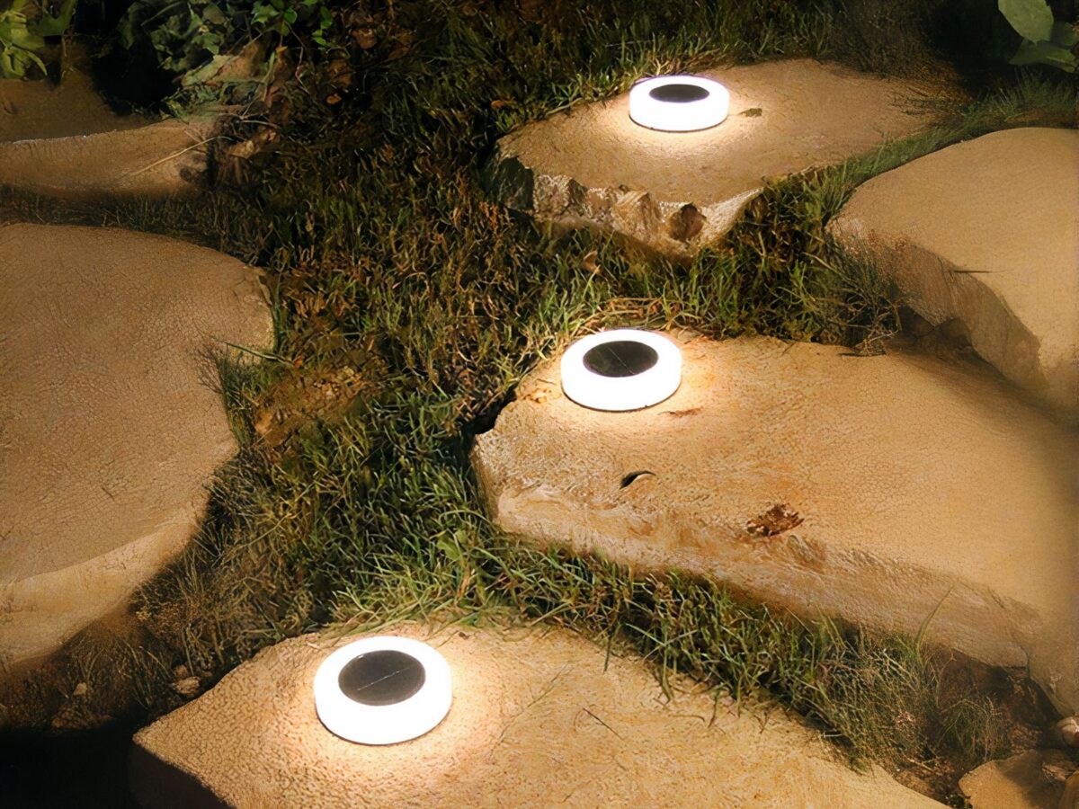 Spot LED solaire moderne et design