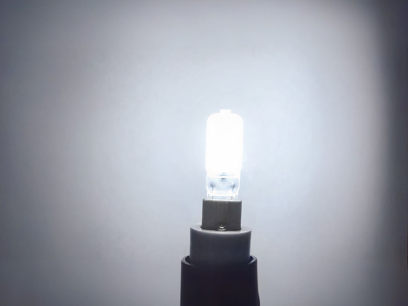 Ampoule LED G9 lumière froide