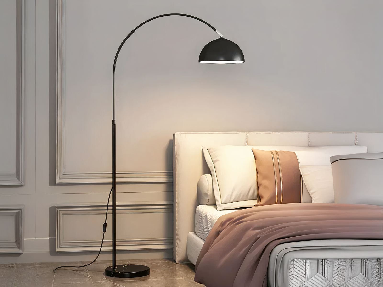 Lampadaire LED noir design et moderne