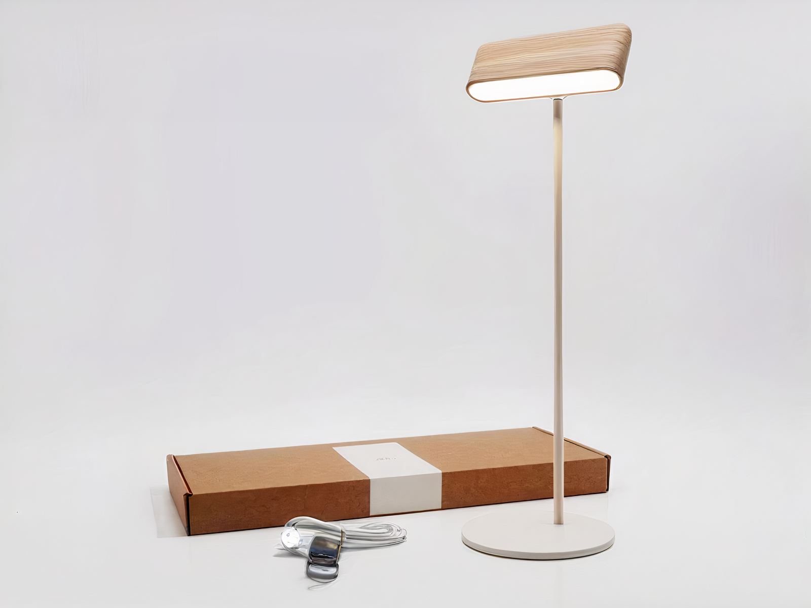 Lampe LED rechargeable style épuré et moderne