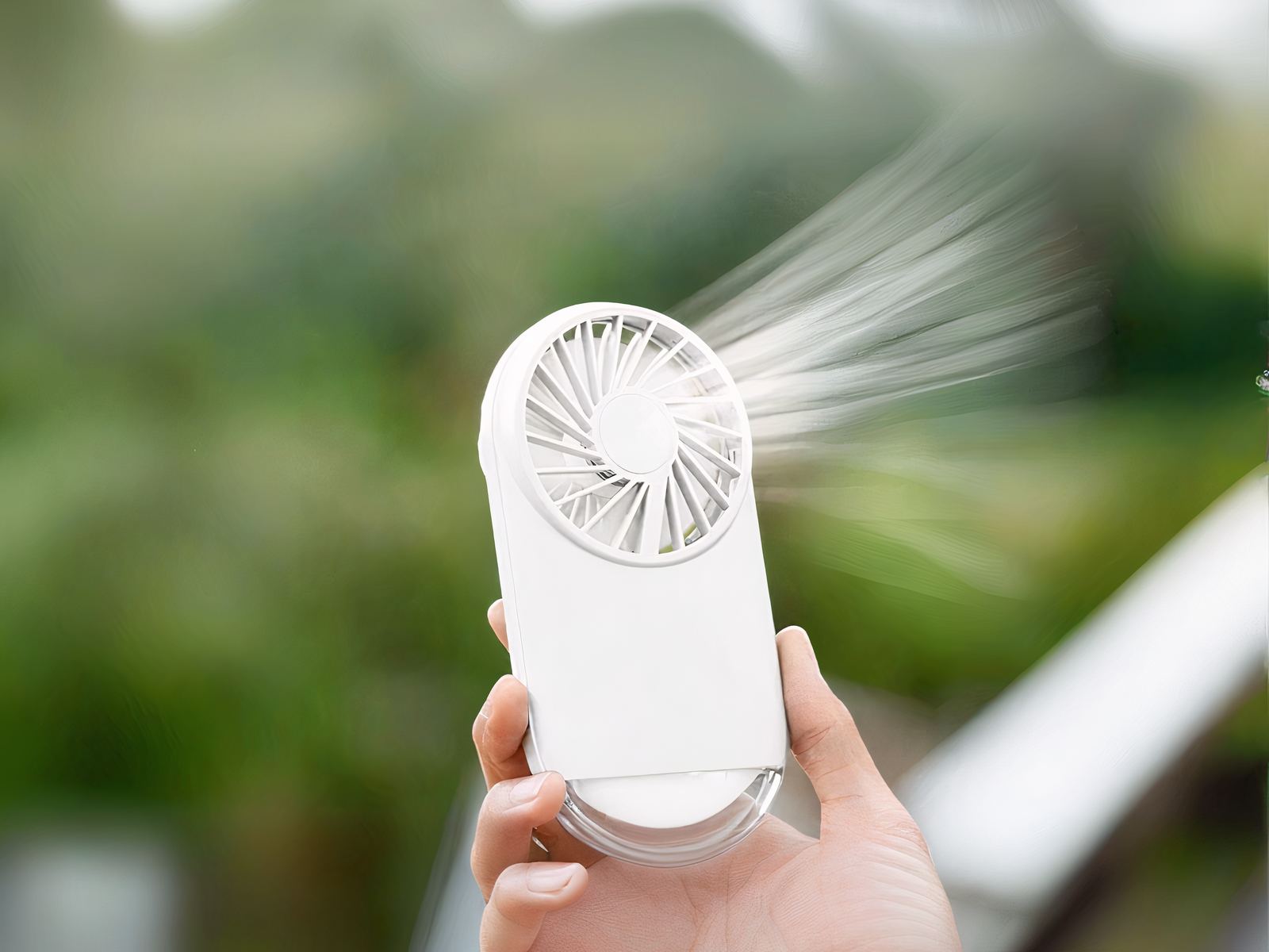 Lampe LED sans fil compacte avec ventilateur