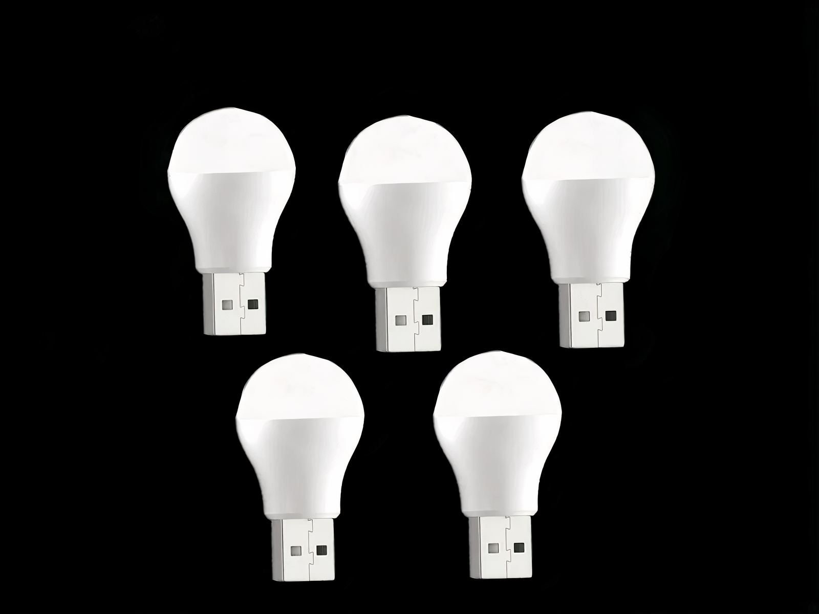 Lot de 5 mini lampes LED portables et USB, sur un fond noir.