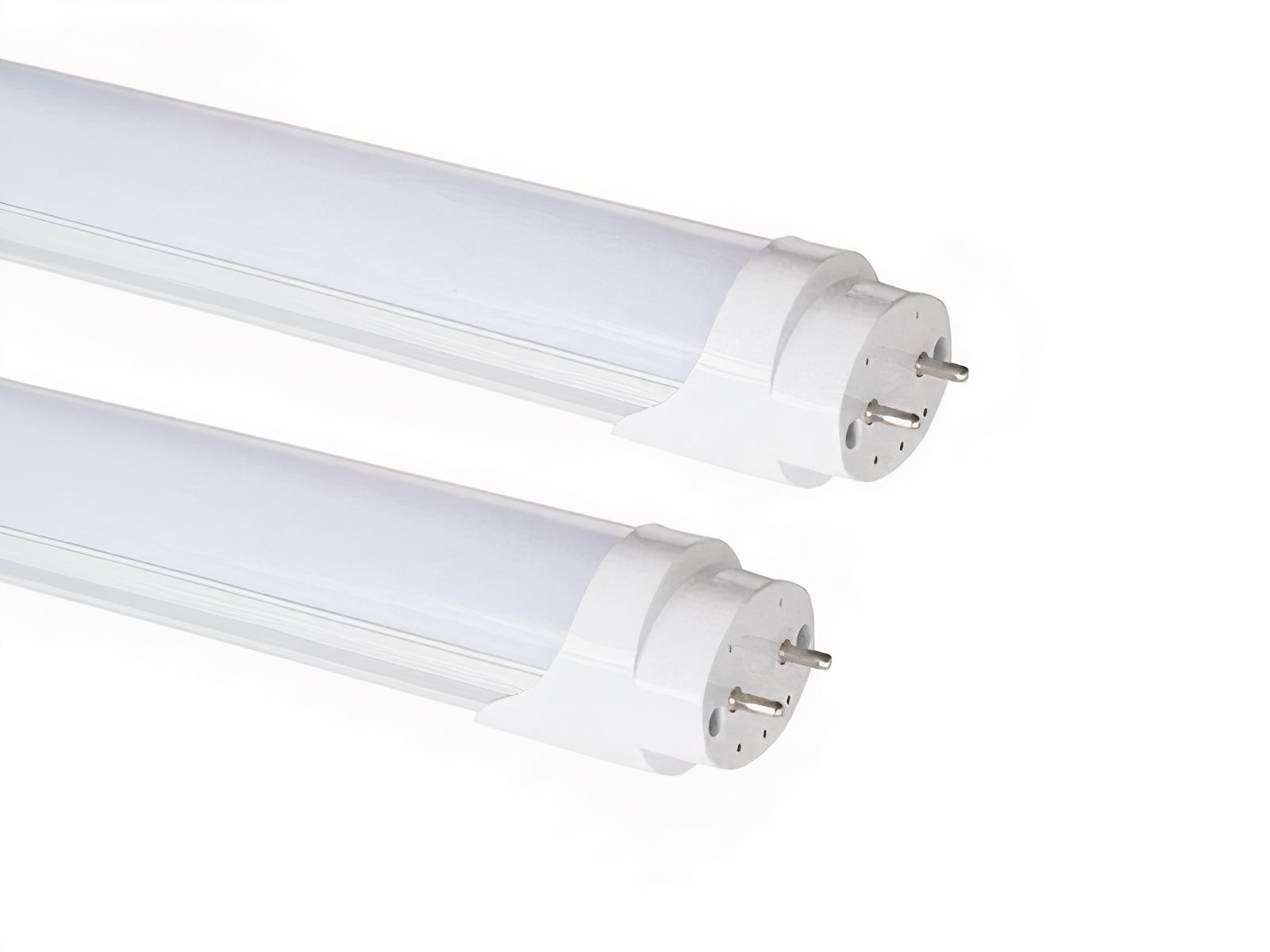 Lot de deux tubes LED fluorescents et pratiques sur fond blanc