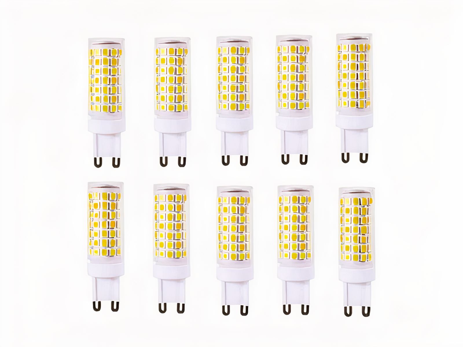 Lot de dix ampoules LED G9 lumière chaude sur fond blanc