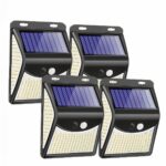 Lot de quatre projecteurs extérieur LED puissant avec détecteur de mouvement Lot de quatre projecteurs extérieur LED puissant avec détecteur de mouvement sur fond blanc