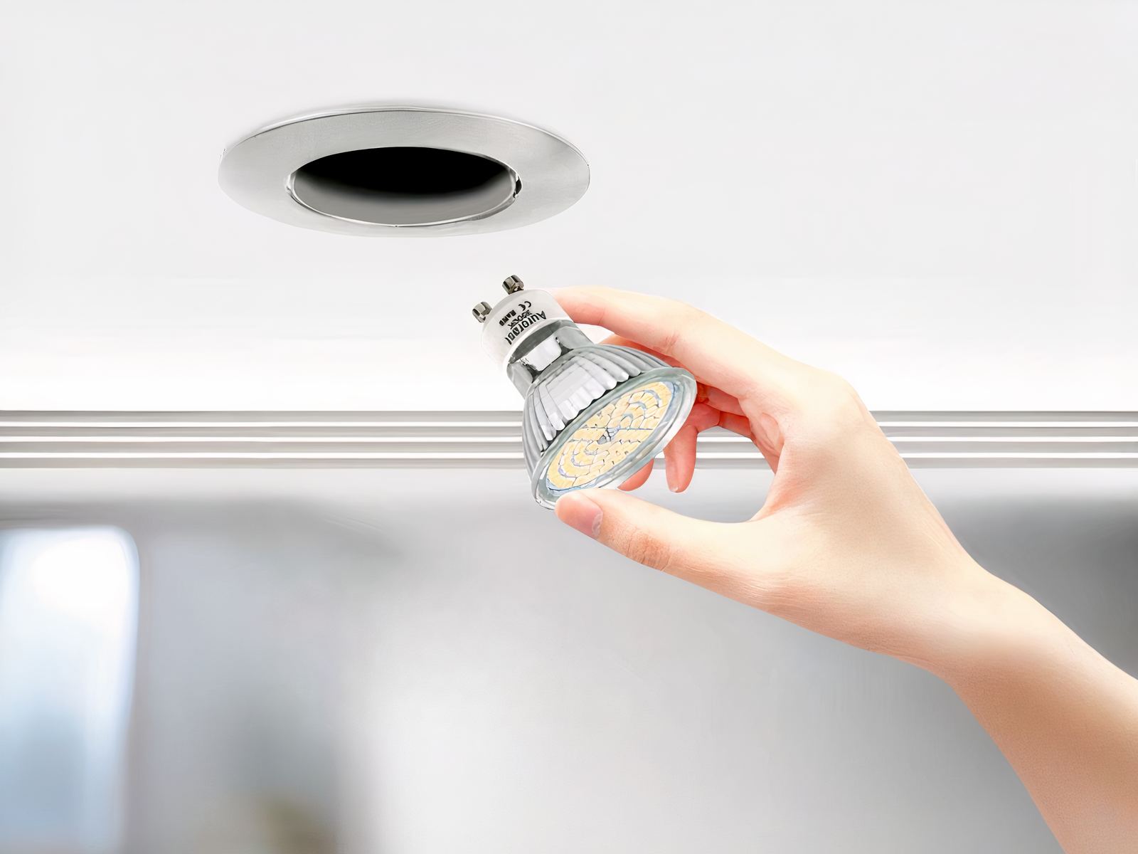 Lot de six ampoules LED GU10 à lumière blanche