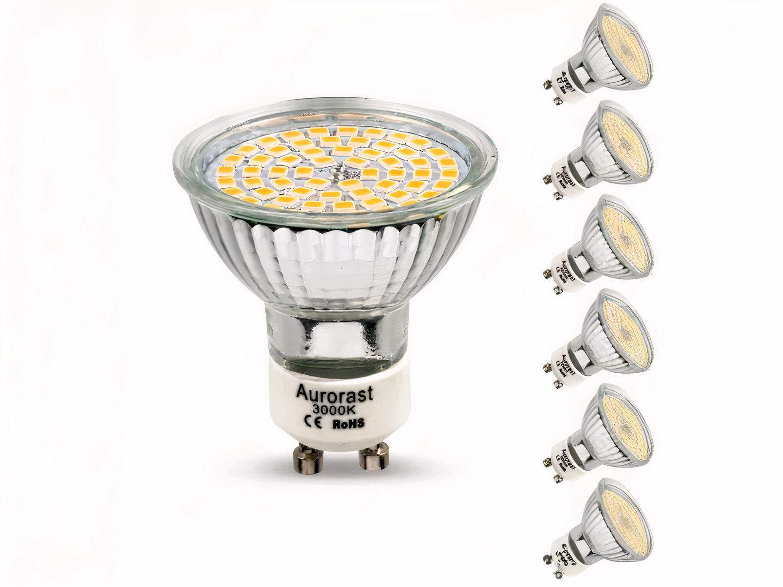 Lot de six ampoules LED GU10 à lumière blanche sur fond blanc