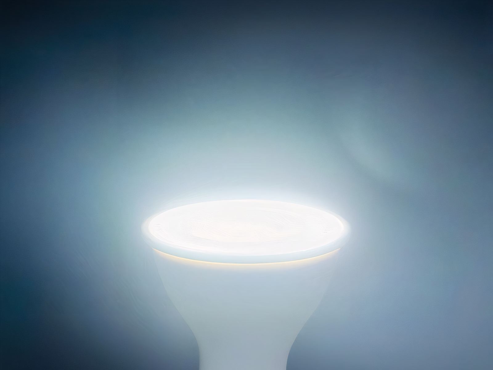 Lot de trois ampoules LED GU10 à tête ronde