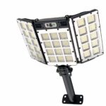 Projecteur extérieur LED puissant et étanche au design élégant Projecteur extérieur LED puissant et étanche au design élégant sur fond blanc