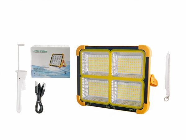 Projecteur extérieur LED puissant et pratique avec poignée intégré sur fond blanc
