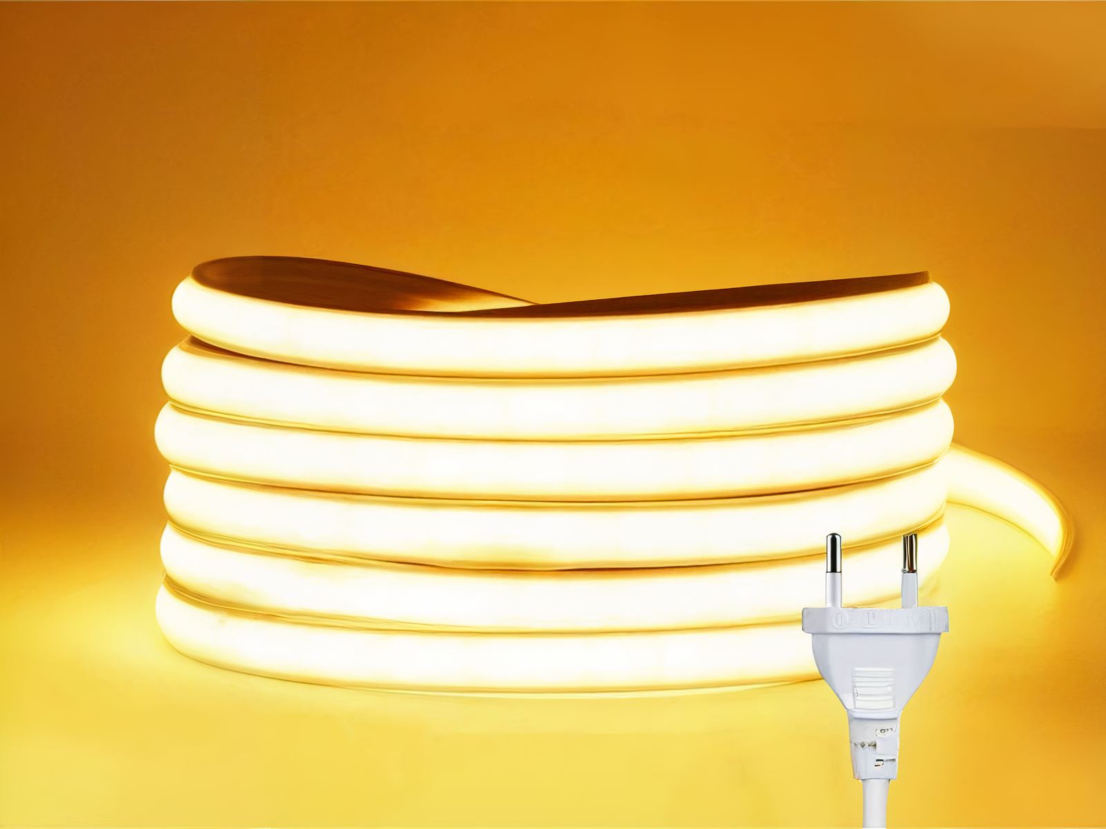 Ruban LED 220V flexible à haute luminosité allumé sur fond orange