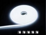 Ruban LED 220V robuste et résistant allumé