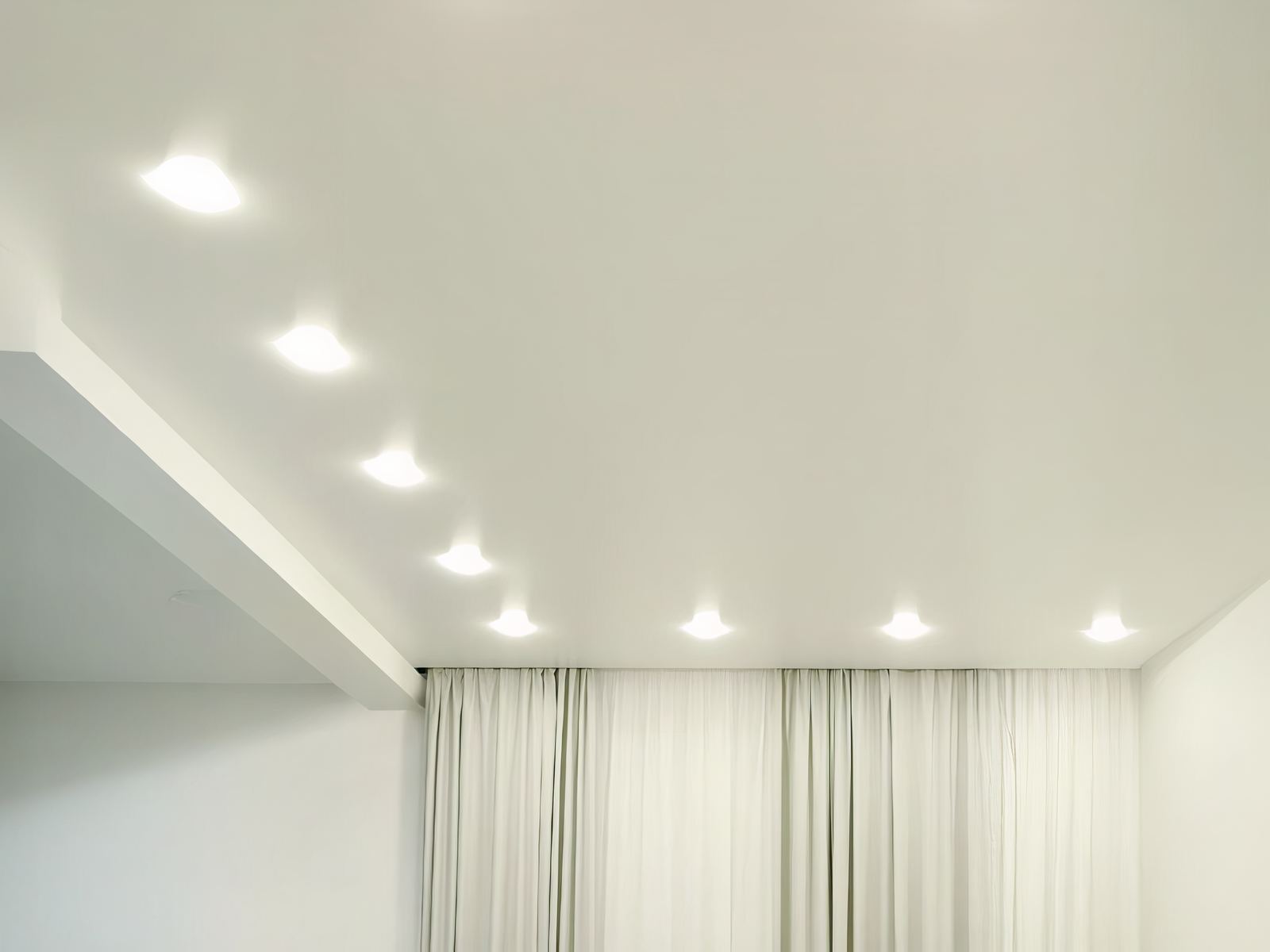 Spot LED encastrable pratique et moderne en aluminium