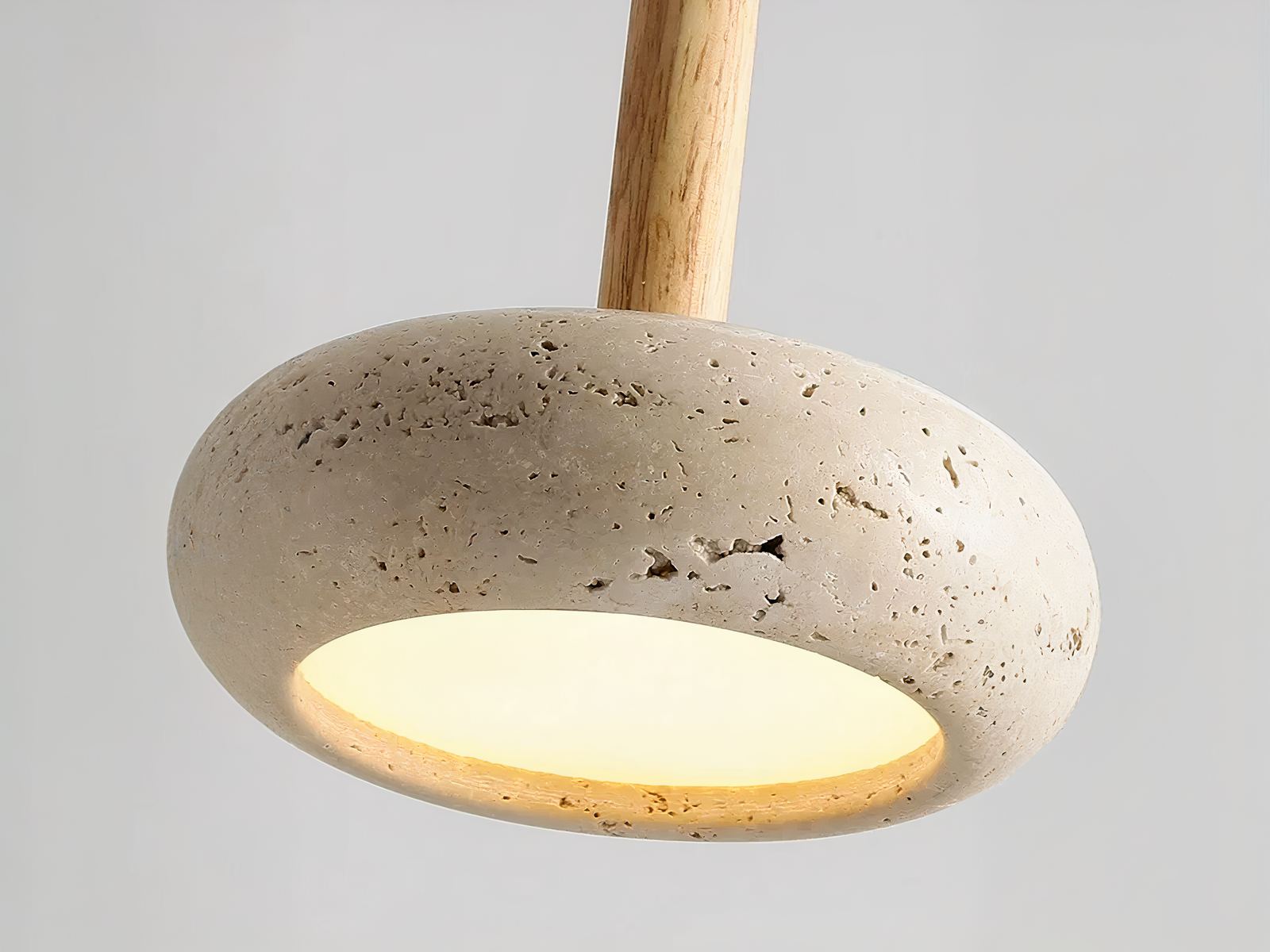 Suspension LED design et élégant en travertin