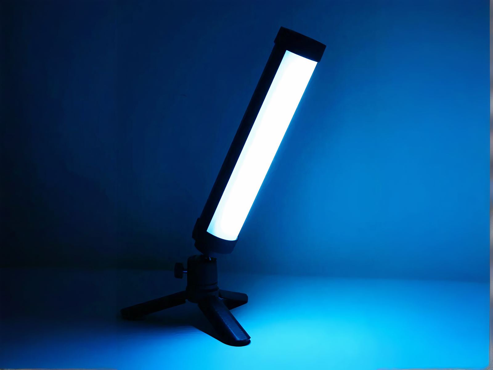 Tube néon LED moderne et pratique