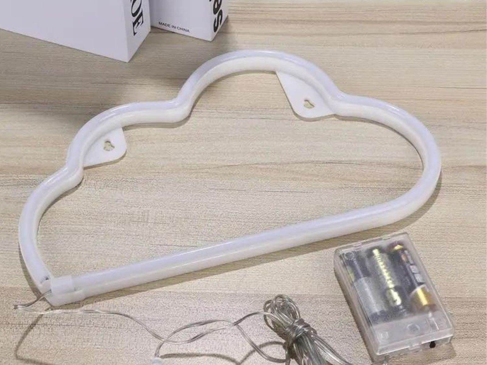 Enseigne nuage néon LED et silicone à accrocher Enseigne nuage néon LED et silicone à accrocher – Image 4