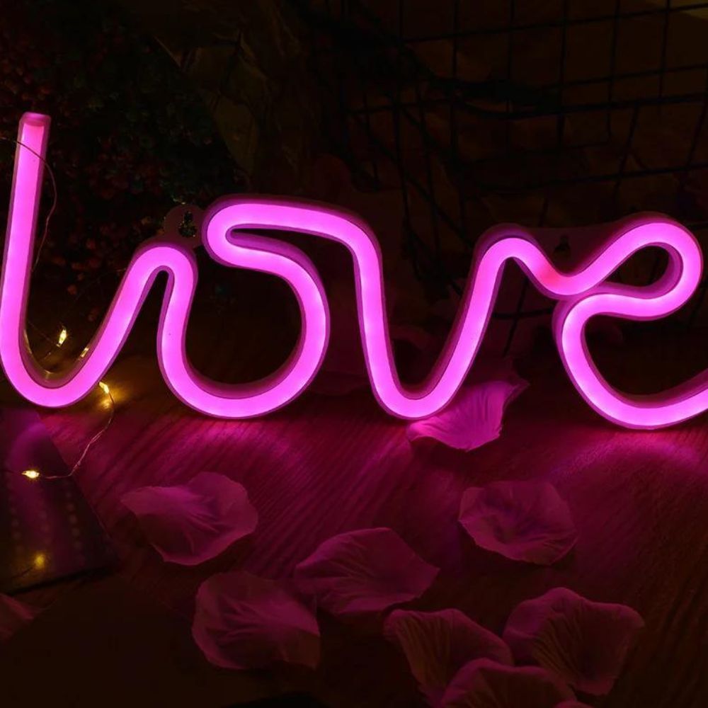 Enseigne love néon LED et silicone à accrocher – Image 5