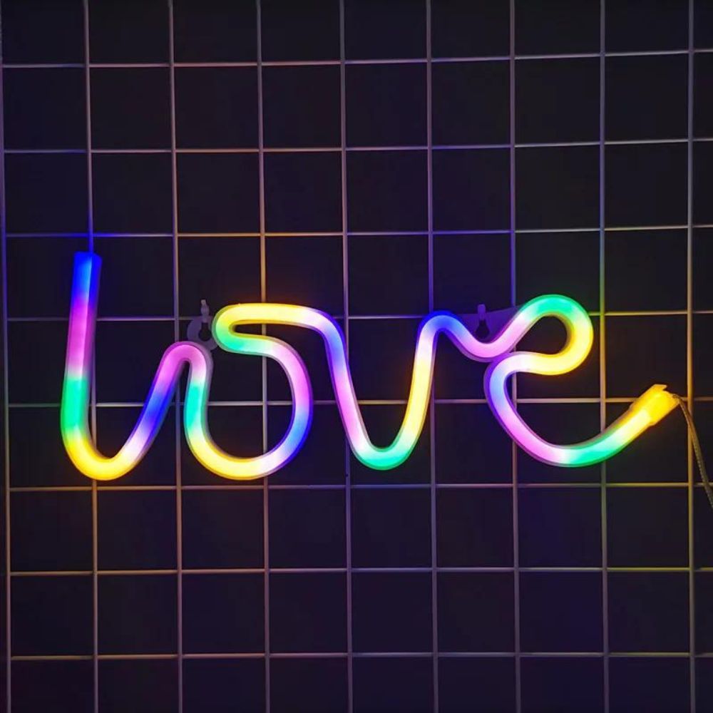 Enseigne love néon LED et silicone à accrocher – Image 6