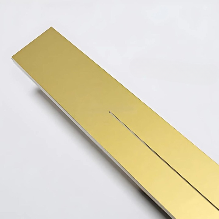 IMG_09_2024_applique_murale_led_salon_cleanup