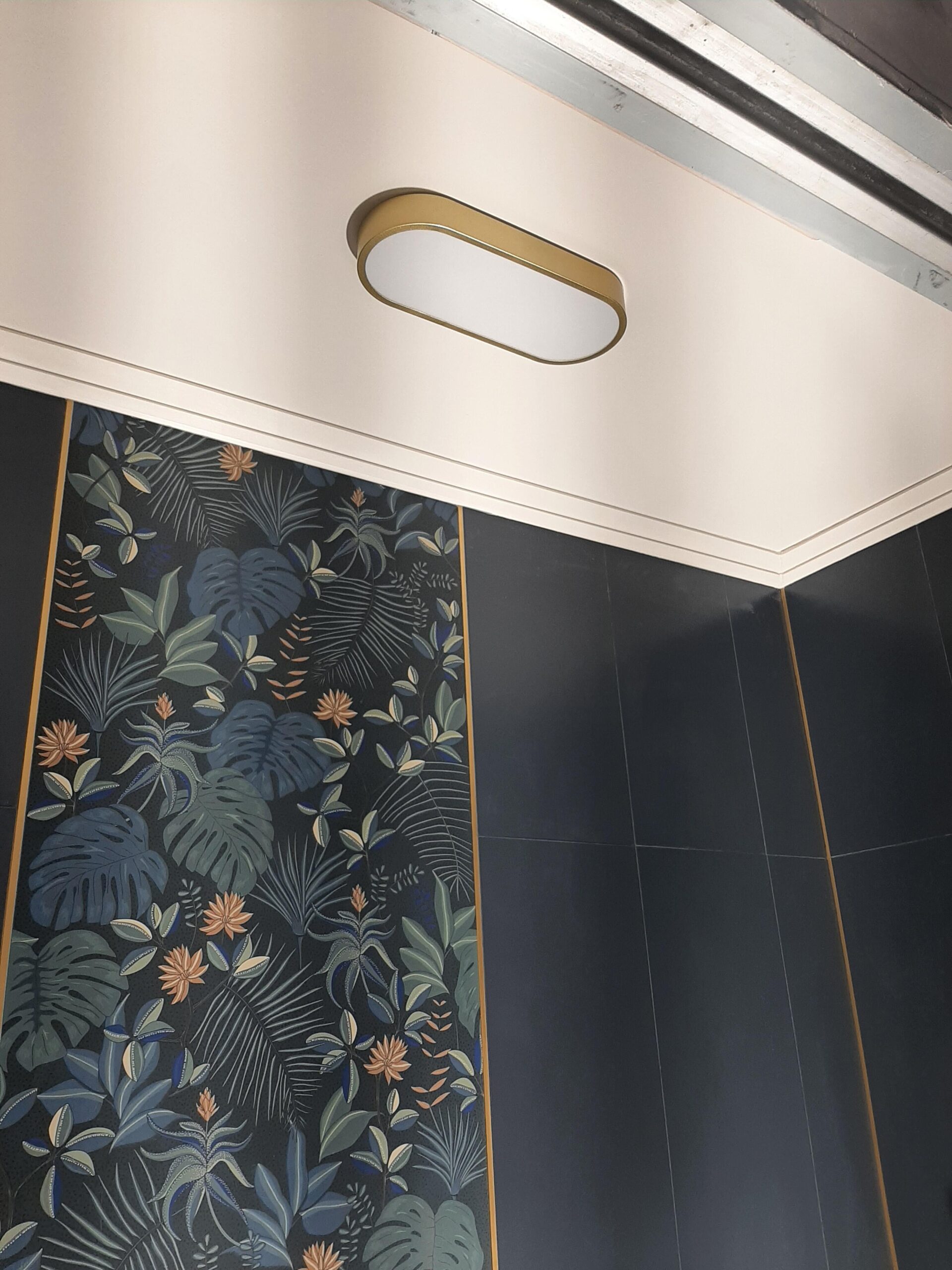 Plafonnier 1730938973 1730938945806 20241104 182849 original scaled